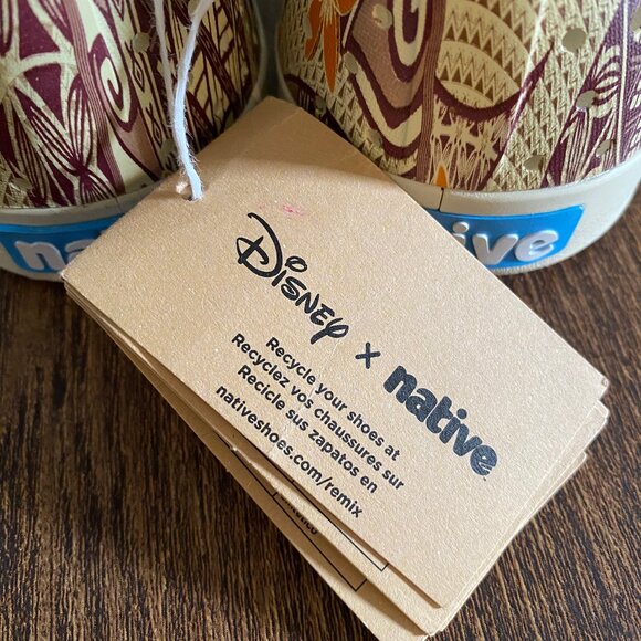 NWT Disney Native Moana Slip On Waterproof Shoes | Women's Size 9, Men's Size 7 - Picture 9 of 10